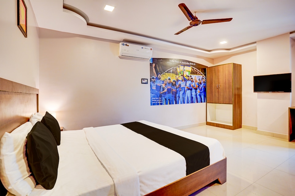 Hotel O Cricotel , Bannergatta Road Bangalore, Bangalore