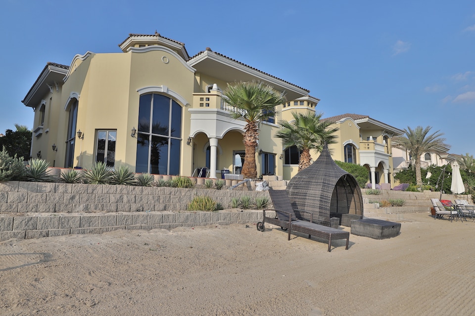 OYO 444 Home Frond B Villa 89 - 4BR, Palm Jumeirah Dubai, Dubai