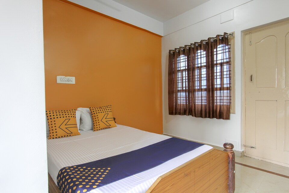 SPOT ON 69262 Tourist Lodge, Bijapur city, Bijapur