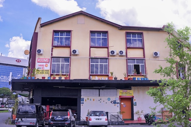 SPOT ON 89823 Rooms Inn