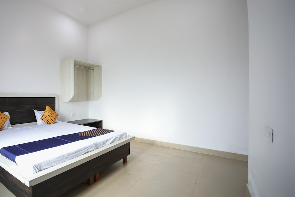 SPOT ON 69268 Dev Resort, Aligarh, Aligarh