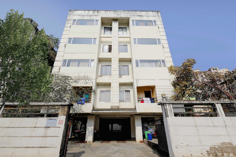 Capital O The Apple Tree, GS Road Guwahati, Guwahati