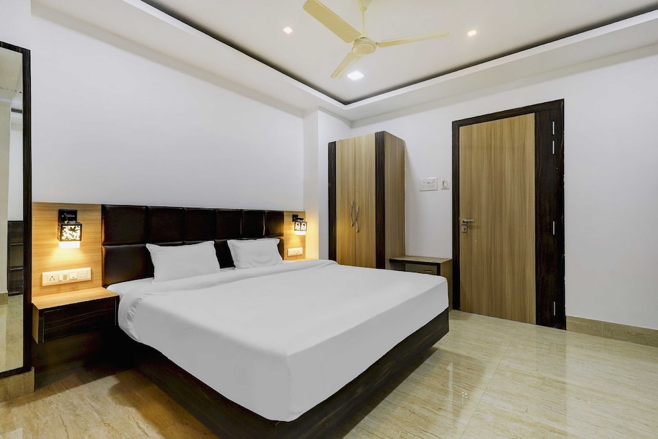 Capital O The Apple Tree, GS Road Guwahati, गुवाहाटी