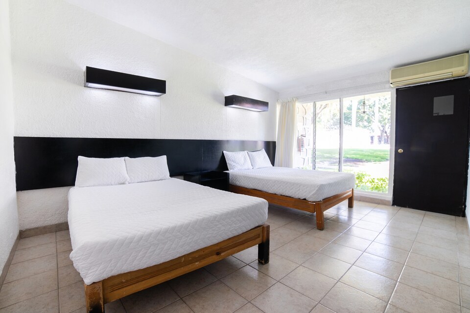 Capial O Hotel Teques Palace, Puente de Ixtla, MOR, Tequesquitengo