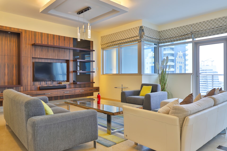 OYO 459 Home Torch Tower, 3BHK, Dubai Marina, Dubai