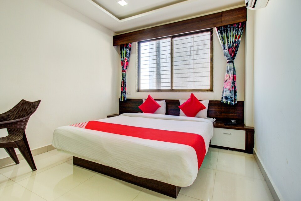 OYO 69297 Shri Hari Krishna ( Lodging & Boarding ) Banquite Hall, Panchvati Nashik, Nashik