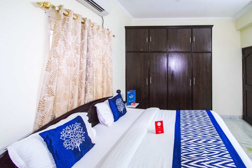 OYO Madhapur Near Shilparamam, Madhapur, Hyderabad