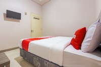 OYO 2883 Zleepy Pondok Gramada