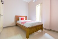 OYO 2883 Zleepy Pondok Gramada