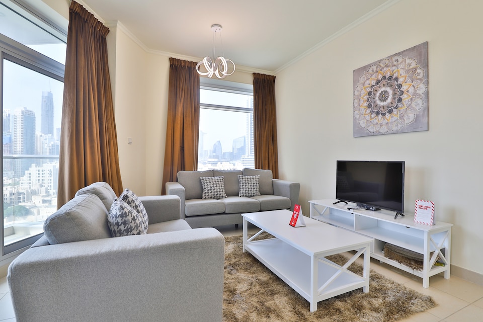 OYO 465 Home Burj view unit no 801 Burj khalifa facing downtown, Downtown Dubai, Dubai