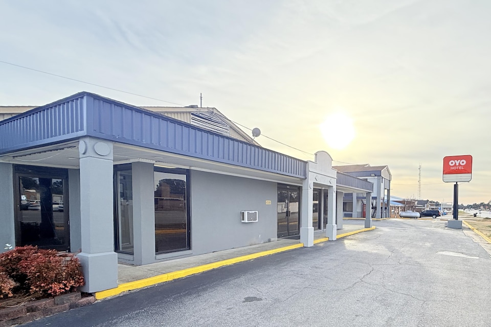 OYO Hotel Williamston, C27817, Williamston NC