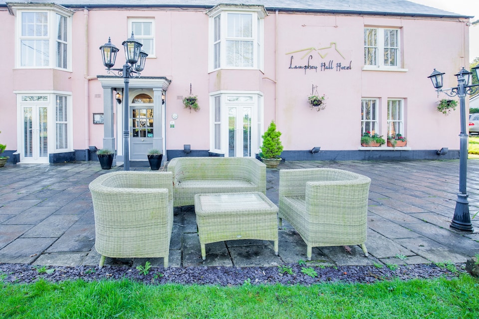 OYO Lamphey Hall Hotel, Pembroke (Wales), Pembroke