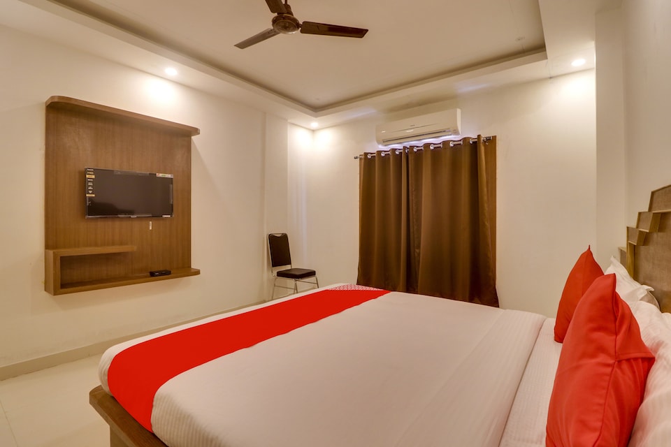 OYO 69386 Rahul Plaza, Swargdwar Puri, Puri