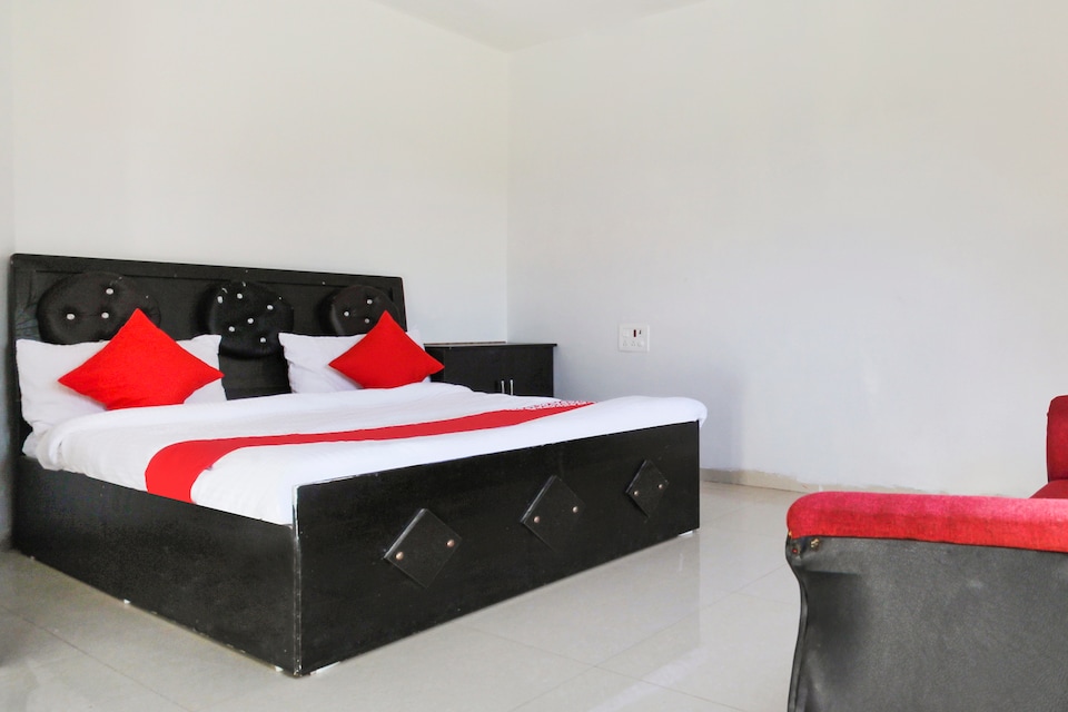 OYO 69390 Kaka Ka Lodge , Tuljapur, Osmanabad