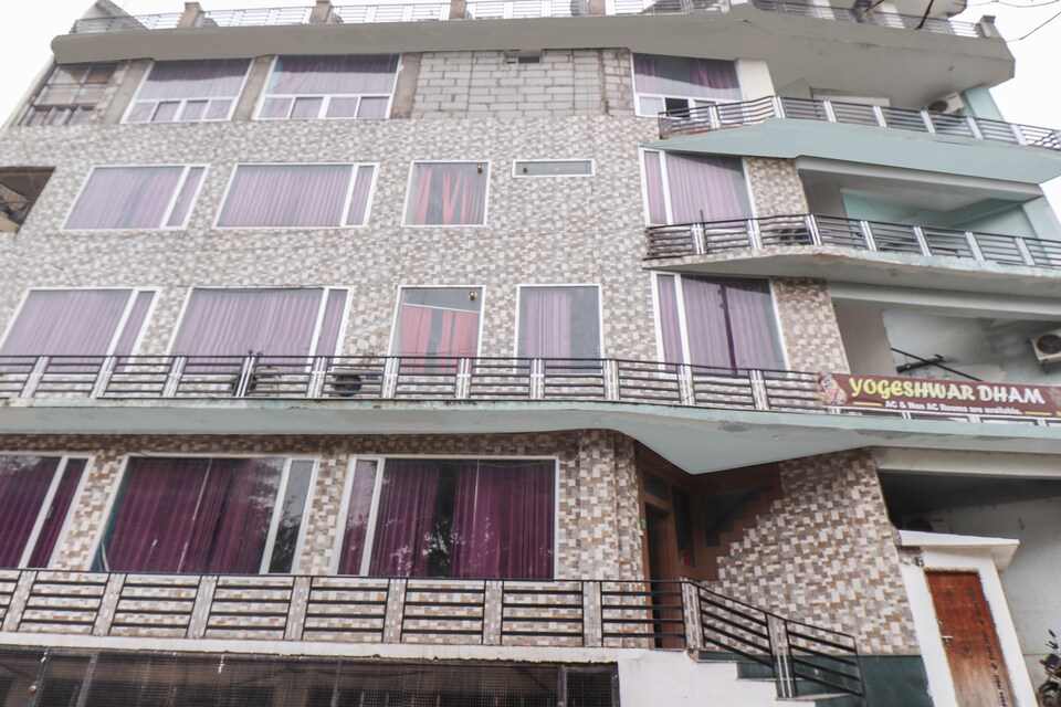 OYO 69402 Yogeshwar Dhaam, Iskcon Vrindavan, Vrindavan