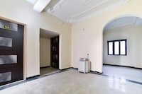 Hotel O Royal Brothers