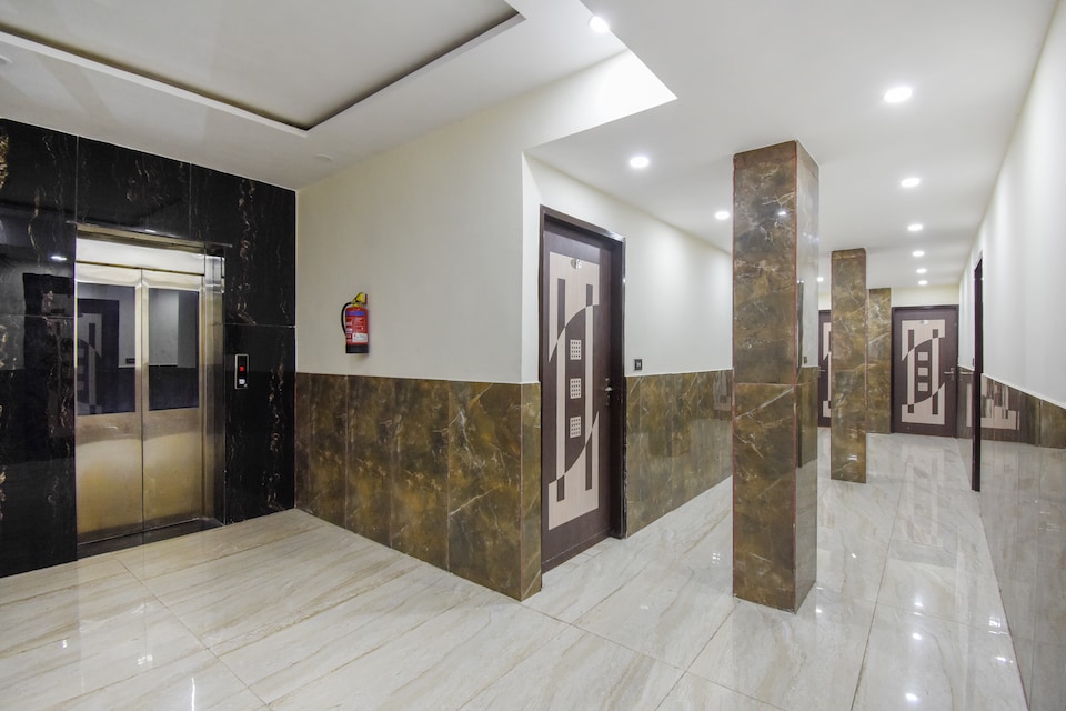 Collection O 69408 Hotel Mubarak Plaza, Zirakpur, Zirakpur