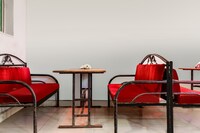 Hotel O Sip & Bite Restaurant N Lodging