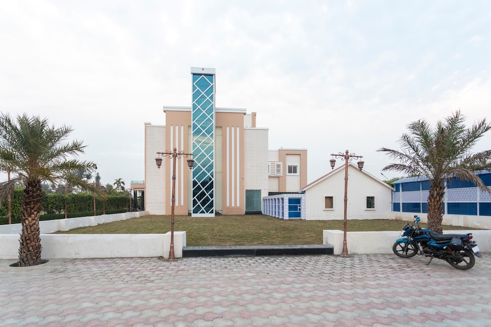 Capital O 69415 Green View Resort, Aligarh, Aligarh
