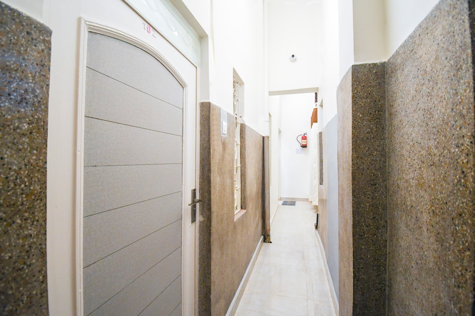 Hotel O Vimal Residency, Charbagh Lucknow, Lucknow