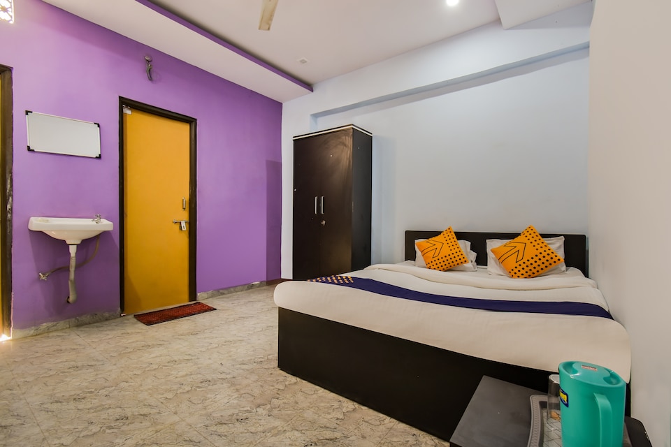 SPOT ON 69441 Shubham Cultural Hall And Lodge, Aurangabad, Aurangabad