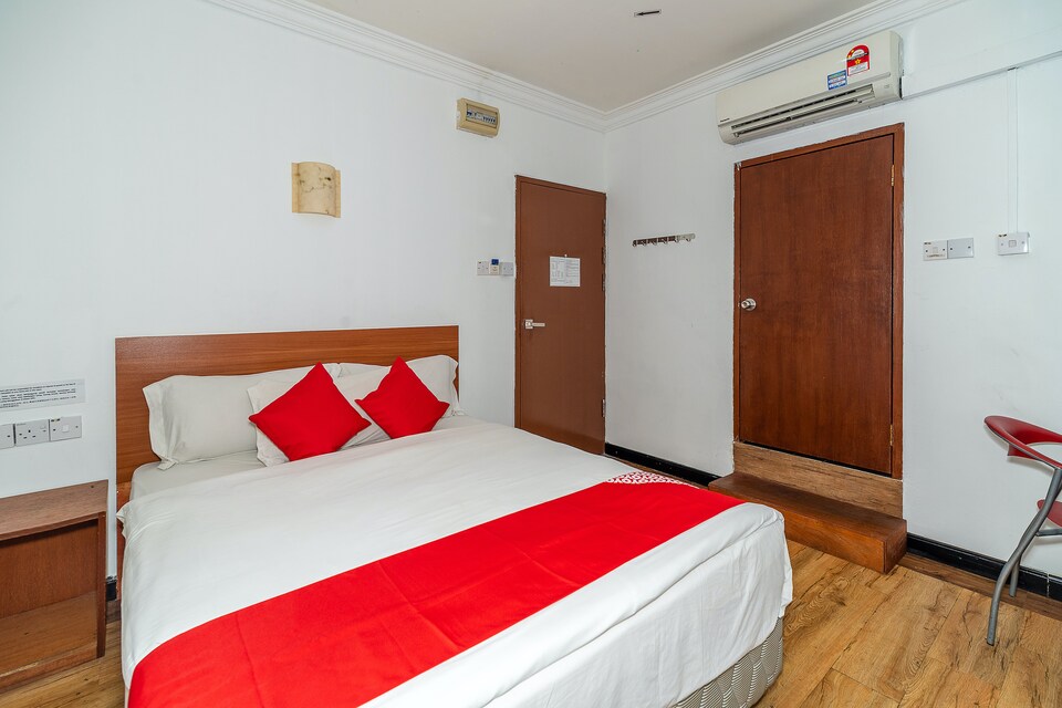 Super OYO 89847 Switz Paradise Hotel, Kota Kinabalu, कोटा किनबालु