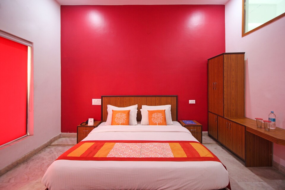 OYO 5711 Hotel Rockstar, Paonta Sahib, Paonta-Sahib