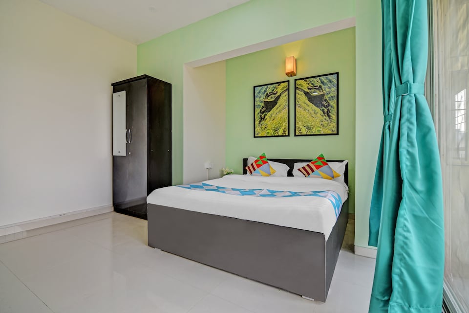 OYO Home 69452 Elegant Stay Lohegaon, Wagholi Pune, Pune