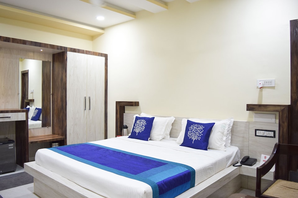 OYO 5712 Hotel Anant Palace, Udaipur North, Udaipur