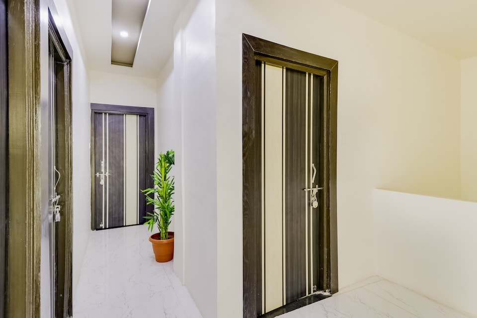 OYO 69468 Shatayu Lodge And Family Restaurant, Amravati, Amravati