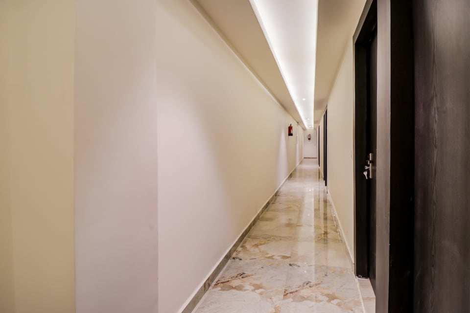 Hotel O Blue Diamond Bata Chowk Metro Station, Faridabad, Faridabad