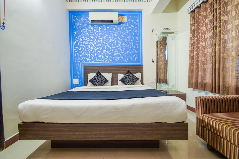 OYO 5715 Hotel King Mansion, Udaipur North, Udaipur