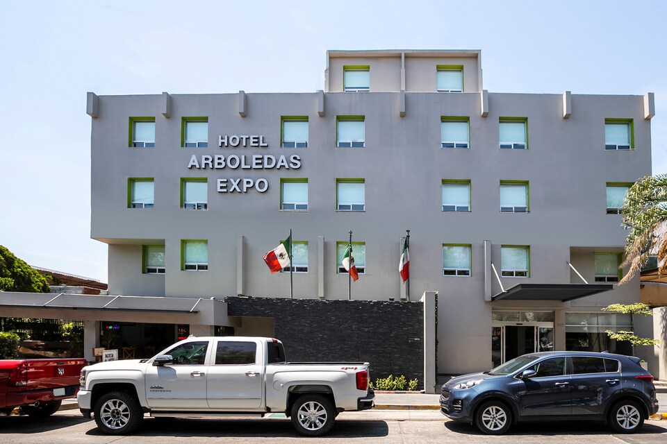 Capital O Hotel Arboledas Expo, Guadalajara, JAL, Guadalajara, Jalisco