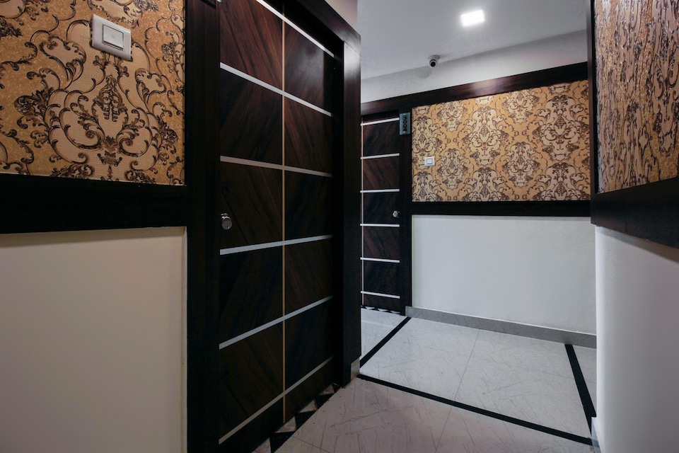 OYO 69510 Hotel 3M, Nampally, Hyderabad