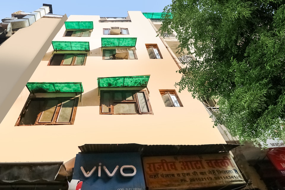 Hotel O Bansal Inn, AIIMS Delhi, दिल्ली