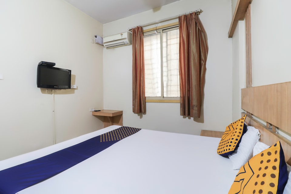 SPOT ON 69550 Malnad Residency, Majestic Bangalore, Bangalore