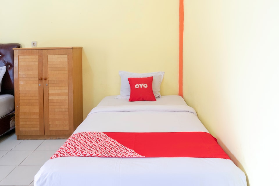 OYO 2901 Kings Guest House, Samosir, Samosir