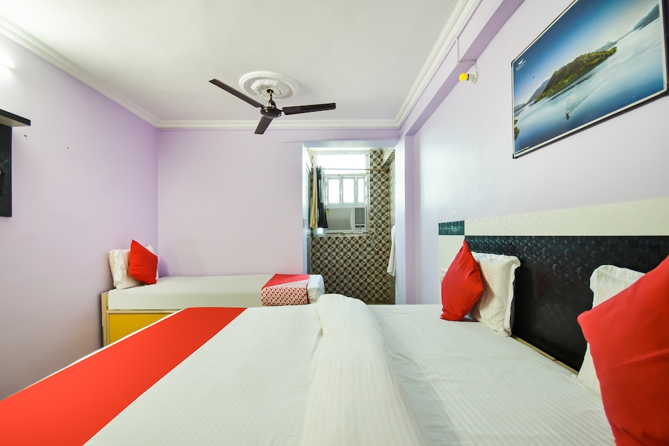 OYO Hotel New Mahesh Inn, C Scheme Jaipur, Jaipur