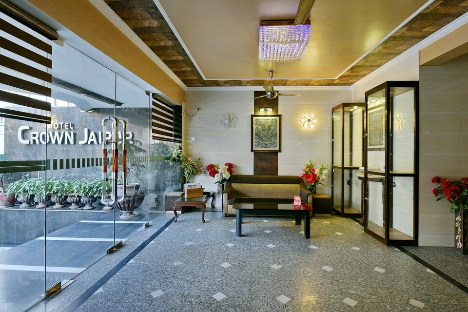 OYO 5723 Hotel Crown Jaipur, Sindhi Camp, Jaipur