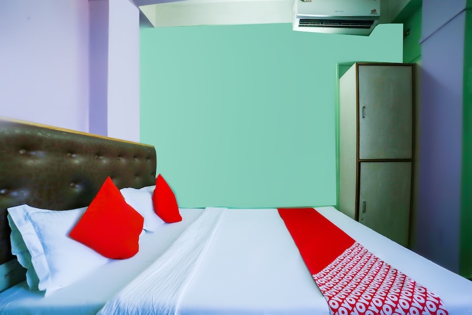 OYO Flagship 69571 Hotel Spark, Jorhat, Jorhat