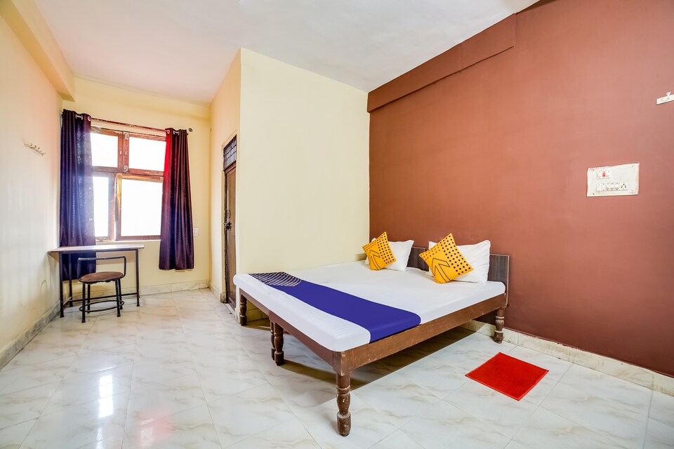 SPOT ON 69577 Jd Guest House, City Centre, Gwalior