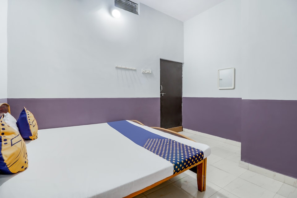 SPOT ON 69587 Hotel Aashiyana, Bus Stand Nagpur, Nagpur