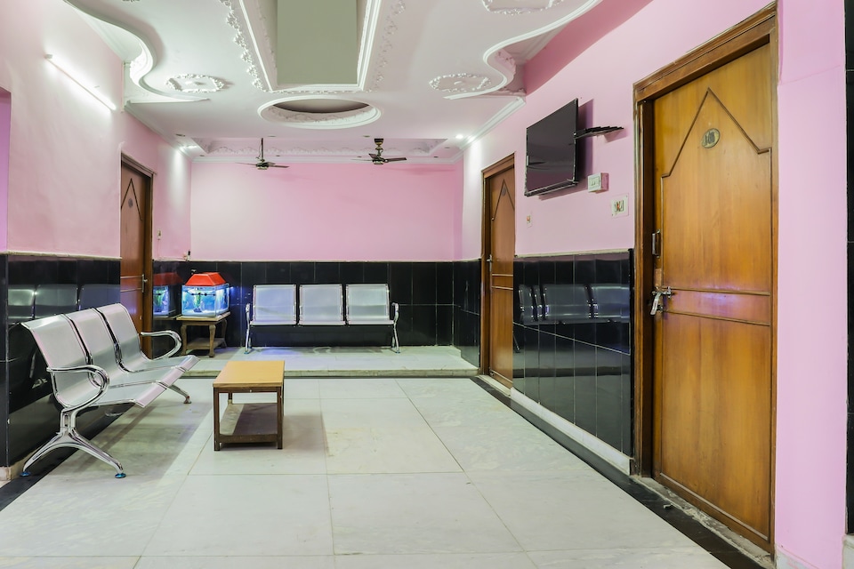 Hotel O Raj Hans Dx New Delhi Railway Station, Paharganj Delhi, दिल्ली