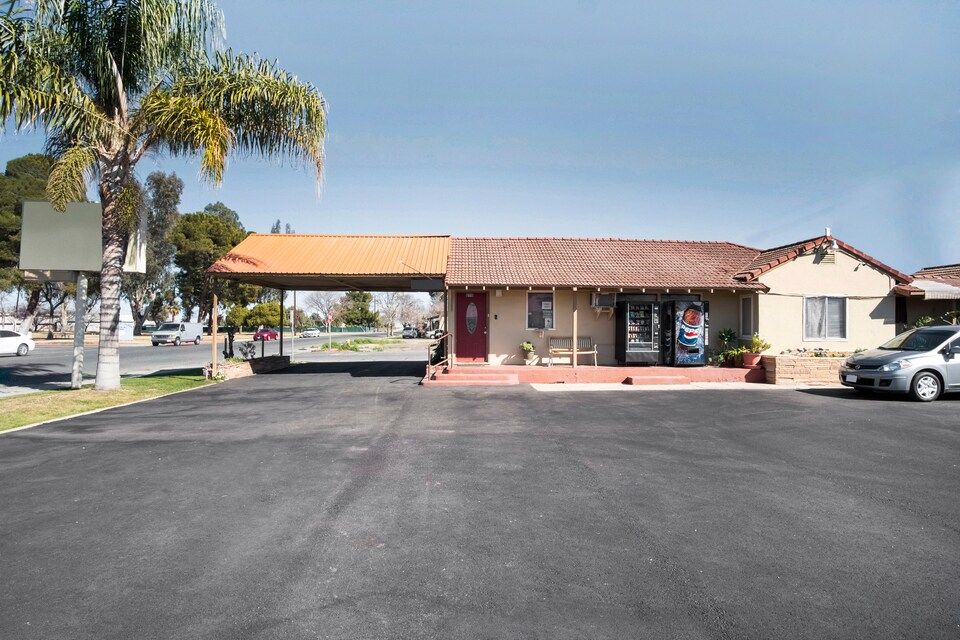 OYO Hotel Coalinga Hwy 33 East, C93210, Coalinga CA