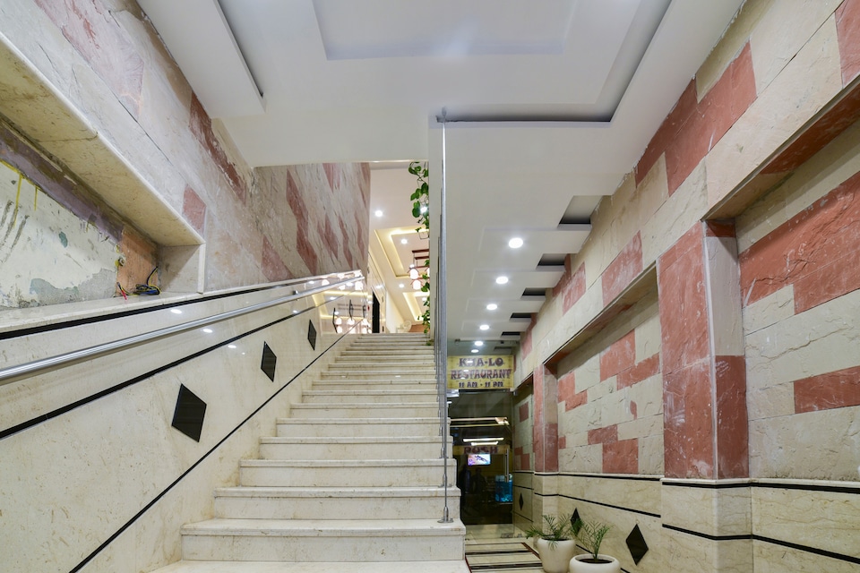 Capital O 69628 Ruk Lo, Gandhi Maidan Patna, Patna