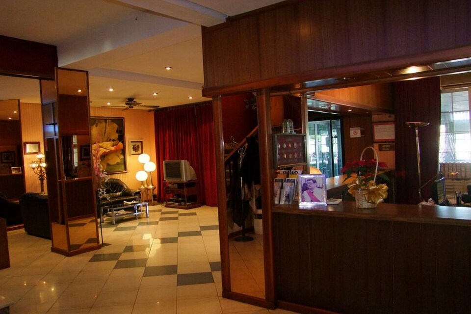 OYO Hotel Montearagon, Quincena, Quincena