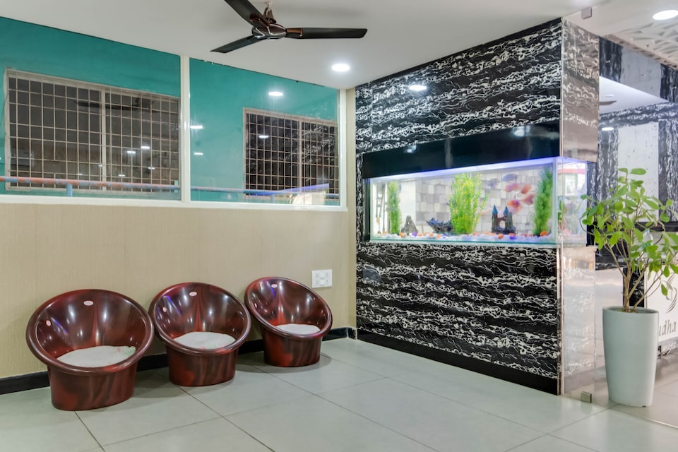 Capital O 69659 Sudha Inn, Transit Vizag, Visakhapatnam