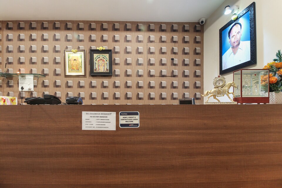 OYO 69665 Shanmuga Residency, Chrompet, Chennai