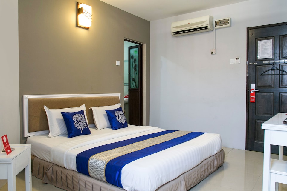 OYO 181 Indigo Hotel Manjalara, Kepong, Kepong