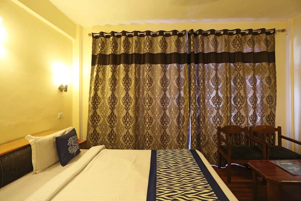 OYO Studios 579 Near Medanta, Medanta, Gurgaon